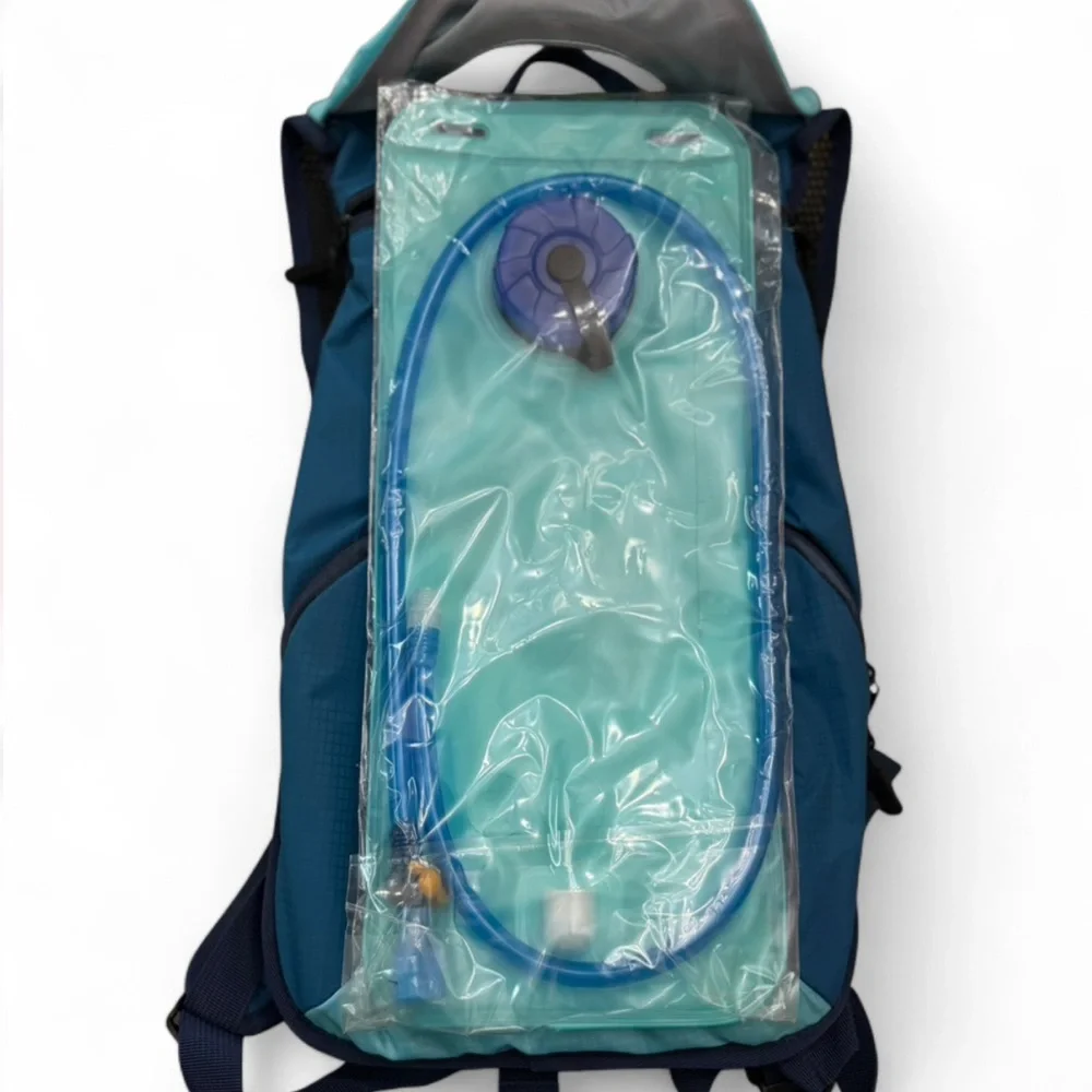 Outdoors Hydration Backpack with SEALED 2-liter Reservoir and Hose (NWT)
